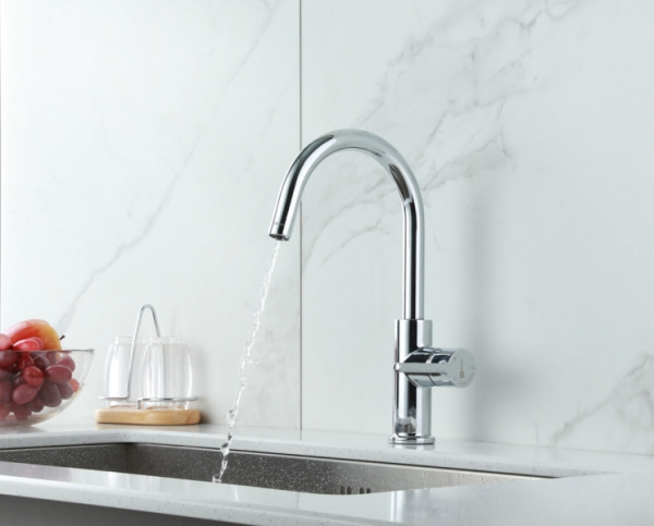 Смеситель для кухни Lemark Comfort ( LM3073C)