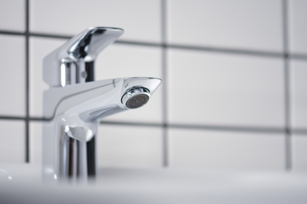 Смеситель для раковины без донного клапана Hansgrohe Logis CoolStart 71103000 хром