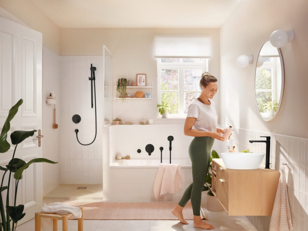 Смеситель для душа однорычажный Hansgrohe Rebris S 72667670 черный матовый
