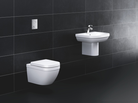 Напольный приставной безободковый унитаз Grohe Euro Ceramic (без сиденья) 39339 000 (39339000)
