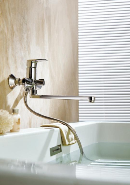 Смеситель для ванны c длинным изливом Bravat Alfa F6120178CP-01L