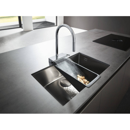 Смеситель для кухни Hansgrohe Aquno Select M81 73837000, хром