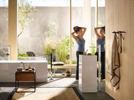 Смеситель для ванны напольный Hansgrohe Metropol 32532000 хром