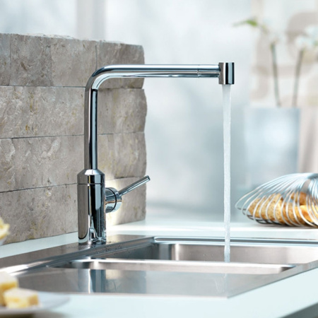 Смеситель для кухни с выдвижным изливом Kludi L-ine 428210577