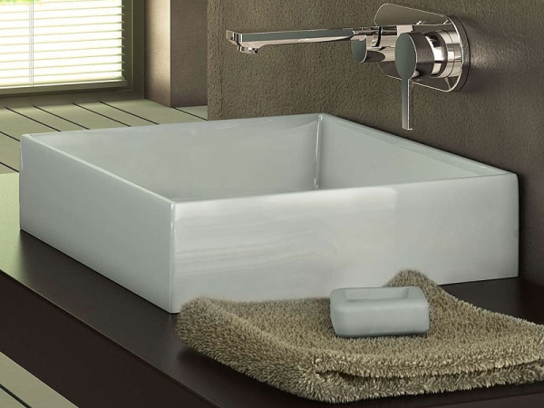 Раковина накладная Ideal Standard Strada (50х42) K077601