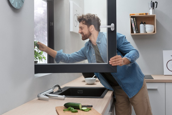 Смеситель для кухни Hansgrohe Focus M42 71807000 хром