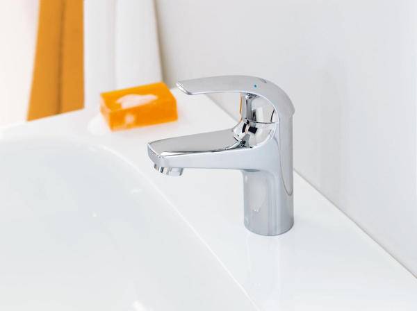 Смеситель для раковины Grohe BauCurve 32848 000 (32848000) хром