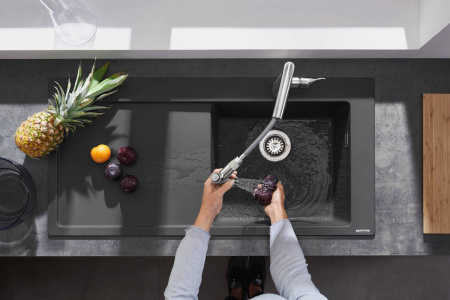 Смеситель для кухонной мойки hansgrohe Metris M71 73800000