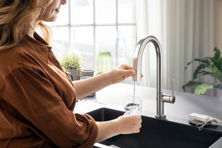 Смеситель для кухни с подключением к фильтру Hansgrohe Aqittura M91 FilterSystem 76803800 нержавеющая сталь