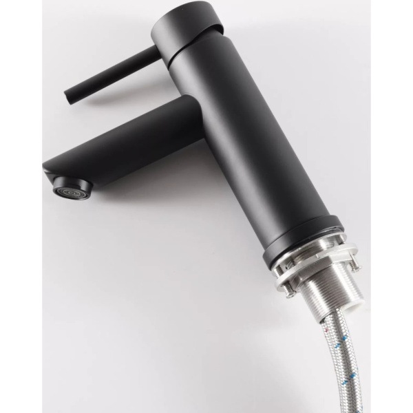 Смеситель для раковины Gid Berlin SS080-BM-K Смеситель для раковины Gid Berlin SS080-BM-K