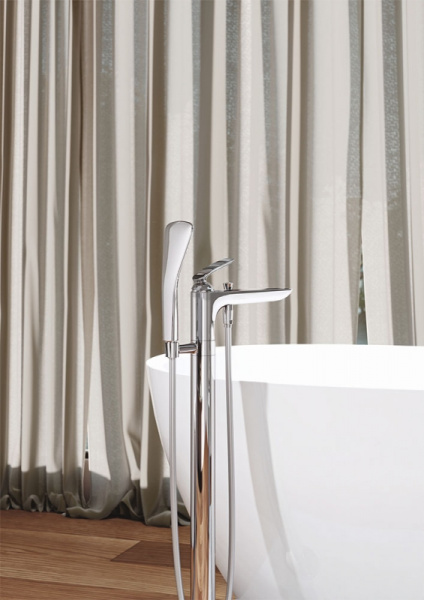 Смеситель напольный для ванны Kludi Balance 525900575 Смеситель напольный для ванны Kludi Balance 525900575