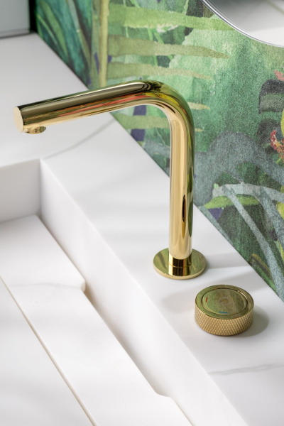 Смеситель для раковины Boheme Tech 158-G