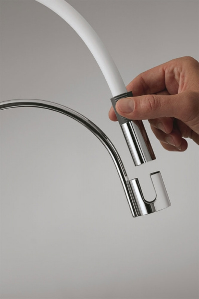 Смеситель для кухни с выдвижным изливом Kludi Bingo Star 428590578