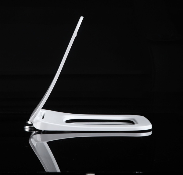 Сиденье дюропласт, soft close, металлическое крепление AM010SC