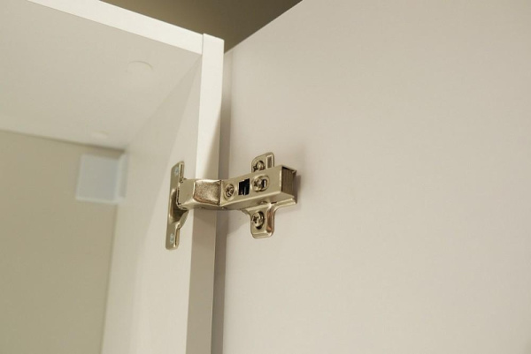 Пенал подвесной 35 см Jorno Statik Sta.04.150/P/W белый глянец