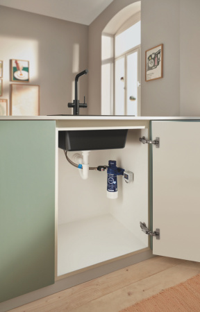 Смеситель с выдвижным изливом и возможностью подключения фильтра GROHE Blue Pure Minta 30590KF0, фантомный чёрный 