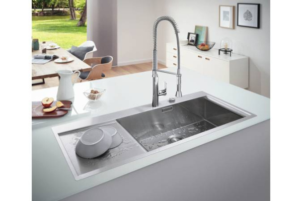 Мойка из нержавеющей стали с корзинчатым вентилем расположение основной чаши справа GROHE K1000  80-S 31582SD1