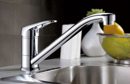 Смеситель для кухонной мойки Lemark Omega (LM3104C)