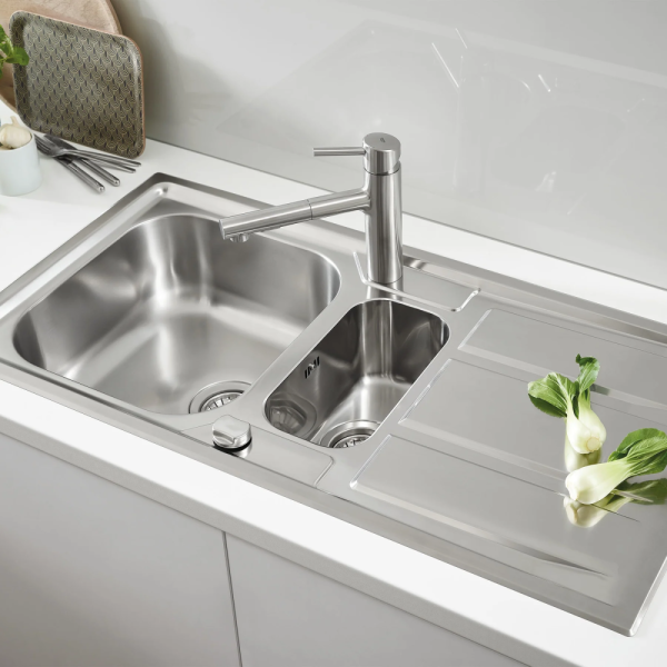 Смеситель однорычажный для мойки Grohe Concetto 30273 DC1 (30273DC1) суперсталь