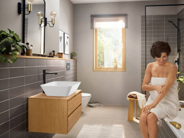Смеситель для раковины Hansgrohe Rebris E 72591670, черный матовый