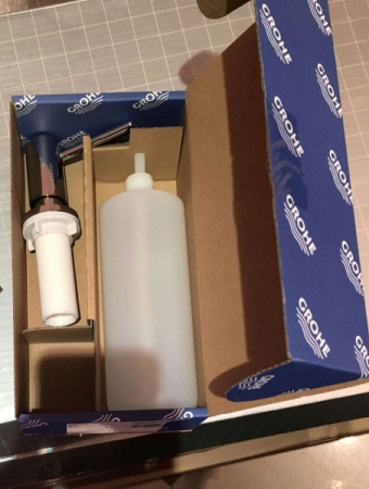 Дозатор жидкого мыла Grohe Cosmopolitan 40535 000 (40535000)