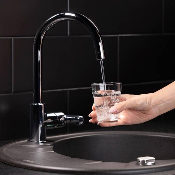 Смеситель для кухни с каналом для фильтрованной воды IDDIS Cuba (CUBSBFJi05)