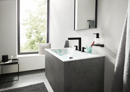 Смеситель для раковины Hansgrohe Finoris 76034670 матовый черный