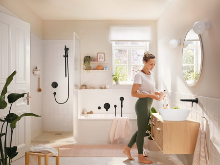 Смеситель для ванны встраиваемый Hansgrohe Rebris S 72466670 черный матовый