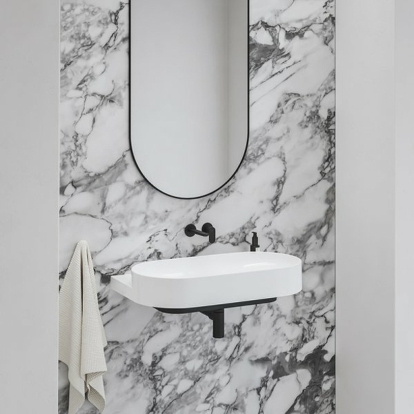 Смеситель для раковины Ravak Eleganta EL 019.20BLM.O1 X070292 черный