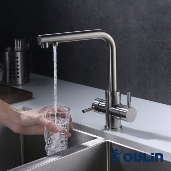 Смеситель для кухни Oulin OL-8021 Смеситель для кухни Oulin OL-8021