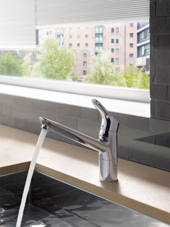 Смеситель для кухни Kludi Objekta 325740575