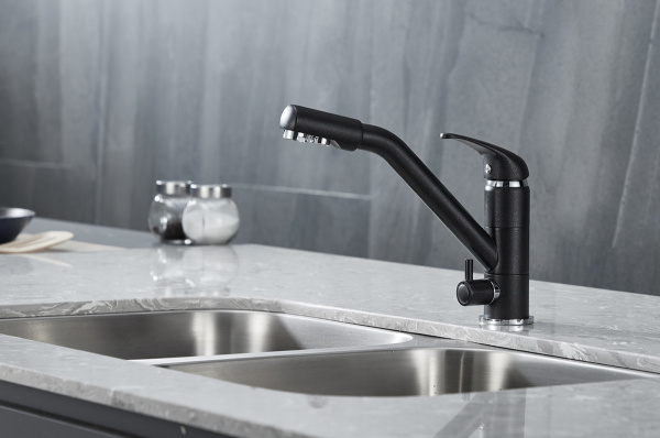 Смеситель для кухни с подключением к фильтру  Paulmark Hessen He213017-418