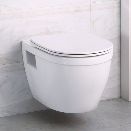 Унитаз подвесной безободковый с сиденьем BelBagno LOTO BB070CHR/SC