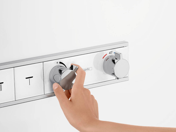 Термостат для душа на 4 потребителя Hansgrohe RainSelect 15357400 белый/хром