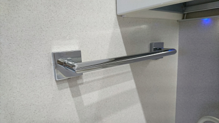 Держатель полотенца 355мм Bemeta BETA 132204012