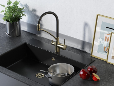 Смеситель для кухни с подключением к фильтру  Paulmark Siеgen Si213111-BR