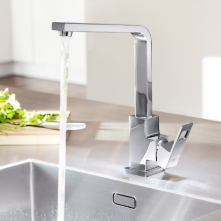 Смеситель однорычажный для кухни Grohe Eurocube 31250 000 (31250000) хром  Смеситель однорычажный для кухни Grohe Eurocube 31250 000 (31250000) хром