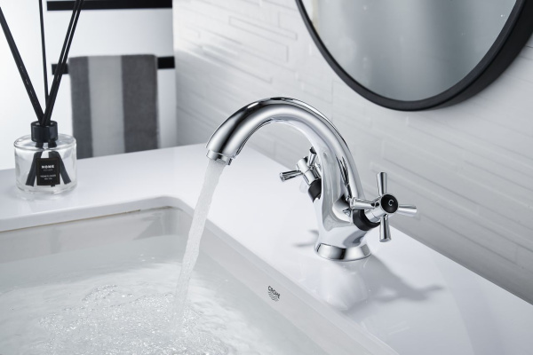 Смеситель для умывальника DECOROOM DR51 DR51011-Black