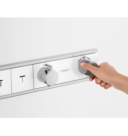 Термостат для душа на 4 потребителя Hansgrohe RainSelect 15357400 белый/хром
