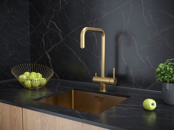 Смеситель для кухни с подключением к фильтру  Paulmark Wetter We213030-BG