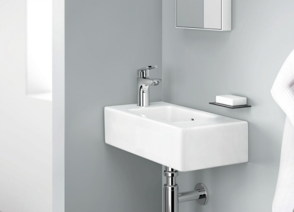 Смеситель для раковины Hansgrohe Logis Loop 71153000