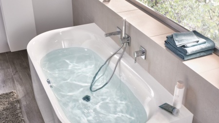 Ванна Grohe ESSENCE 3964900H