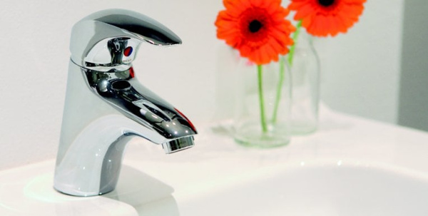 Смеситель для раковины Damixa Space 100210000 Смеситель для раковины Damixa Space 100210000