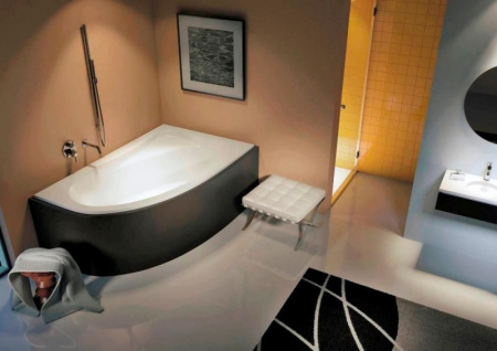 Ванна акриловая Riho Lyra 140 левосторонняя B020001005 без гидромассажа