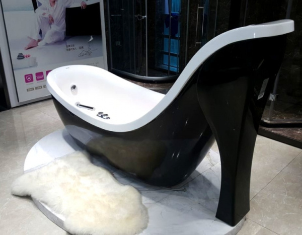 Акриловая ванна Gemy RF1253BG (233x88)