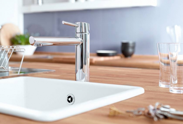 Смеситель однорычажный для мойки, DN 15 Grohe Concetto 31129 DC1 (31129DC1) суперсталь Смеситель однорычажный для мойки, DN 15 Grohe Concetto 31129 DC1 (31129DC1) суперсталь