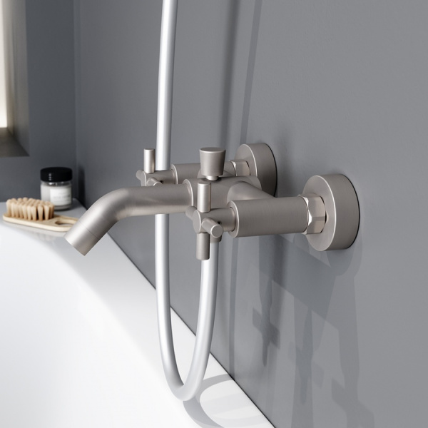 Смеситель для ванны Damixa RedBlu Neo Classic 281000000