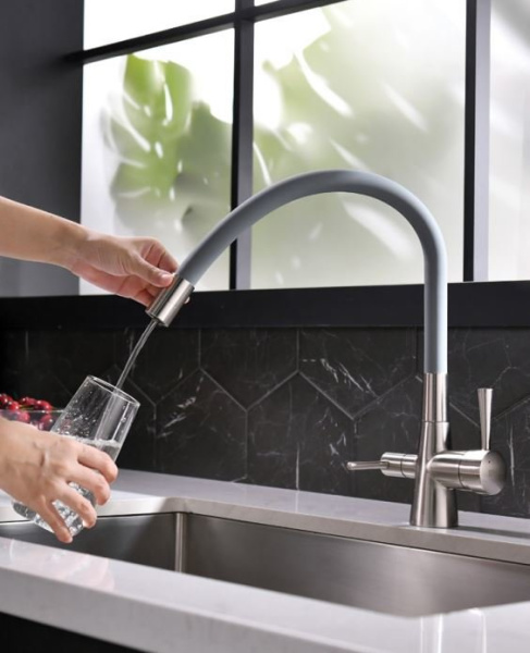 Смеситель для кухни Lemark Comfort с подключением к фильтру с питьевой водой (LM3075C-Gray)