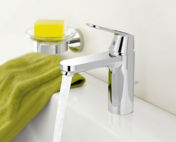 Смеситель для раковины Grohe Eurosmart Cosmopolitan 23327 000 (23327000) хром Смеситель для раковины Grohe Eurosmart Cosmopolitan 23327 000 (23327000) хром