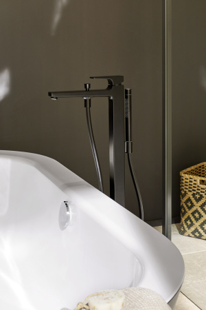 Смеситель для ванны напольный Hansgrohe Metropol 32532670 черный матовый